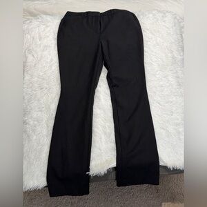 White House Black Market Ines Boot cut Dress Pants, size 6 EUC